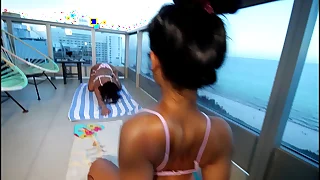 Toticos &vert; South beach Miami 18yo teen filipina midget sucks on big black cock and swallows the nut &lpar;Part 1&rpar; ft Violet Rae
