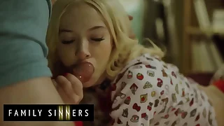 Sexy &lpar;Kenzie Reeves&rpar; Takes Control Of Her Step Brothers &lpar;Nathan Bronson&rpar; Big Cock - Family Sinners