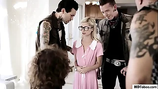 Piper Perri - I'm not a virgin anymore&excl; &num; Hardcore Gangbang